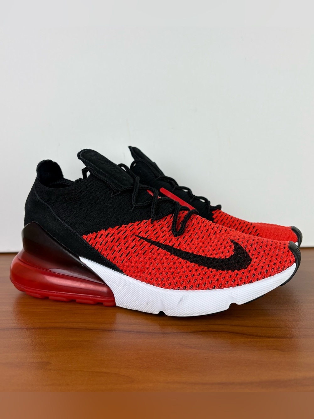 Nike Air Max 270 Flyknit Sneakers